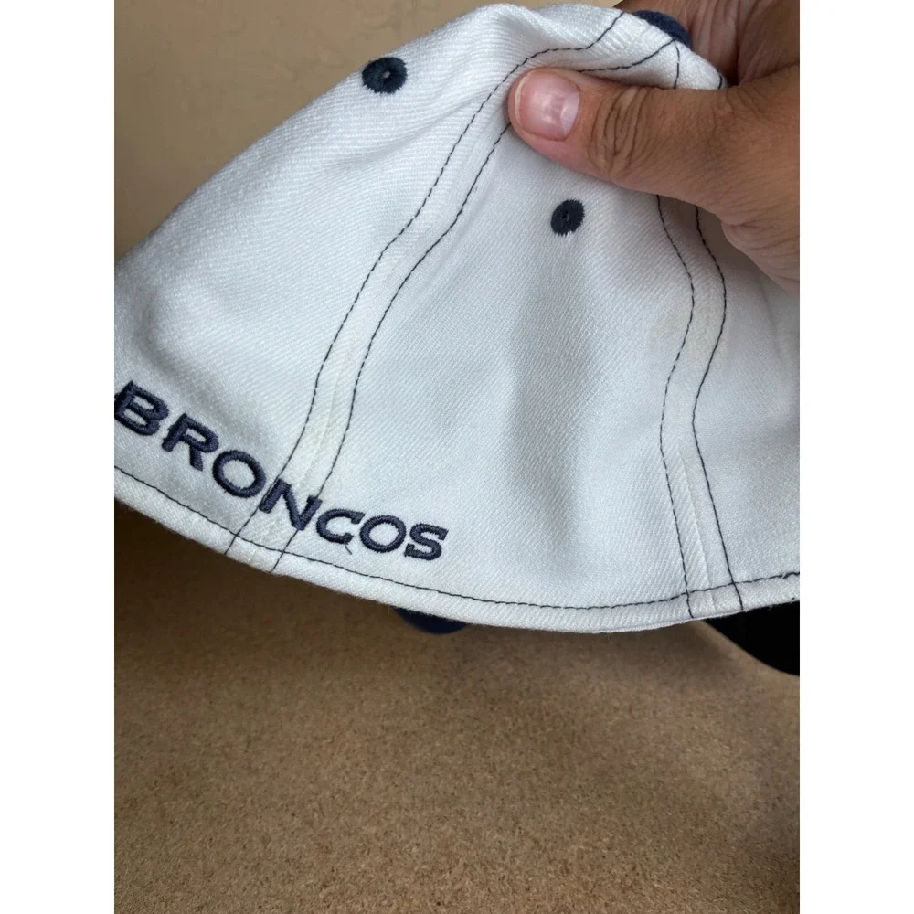 Reebok Denver Broncos NFL Youth Hat White Navy Blue Embroidered Logo OSFM 6701